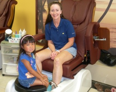 Kasen and Mom getting pedicures